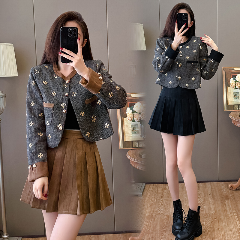 Women's Two-Piece Sequin Round Neck Tweed-Style Jacket and Pleated Skirt Set