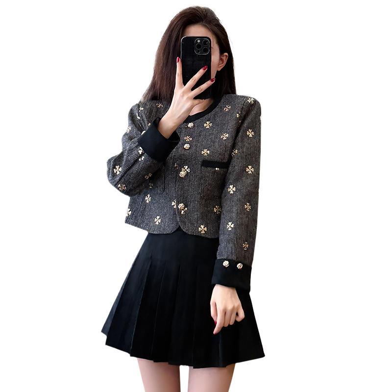Women's Two-Piece Sequin Round Neck Tweed-Style Jacket and Pleated Skirt Set - Image 5
