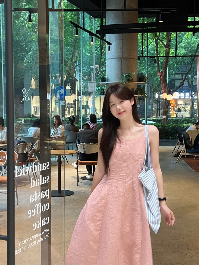 French Style Sleeveless Bubble Hem Midi Dress - Image 2